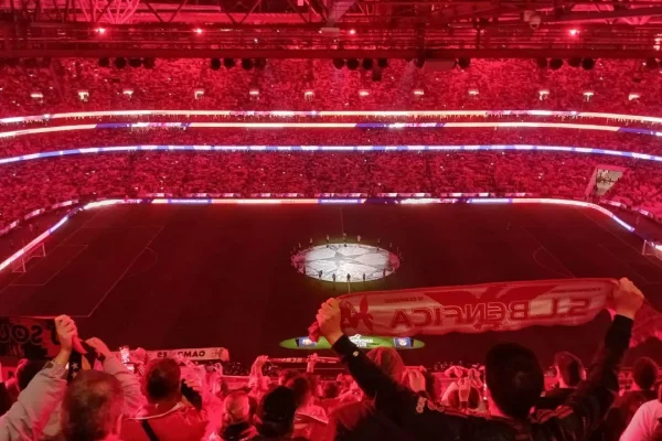 Benfica Anuncia 50 mil Lugares para Renovação do "Red Pass" - Terceiro Anel