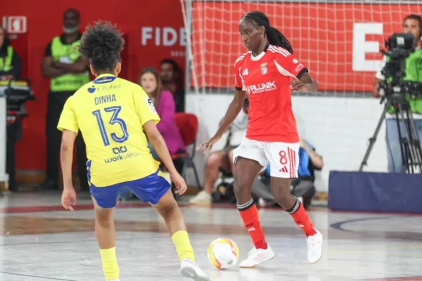 Futsal: Benfica Derrota Nun'Álvares e Conquista Título no Feminino - Terceiro Anel