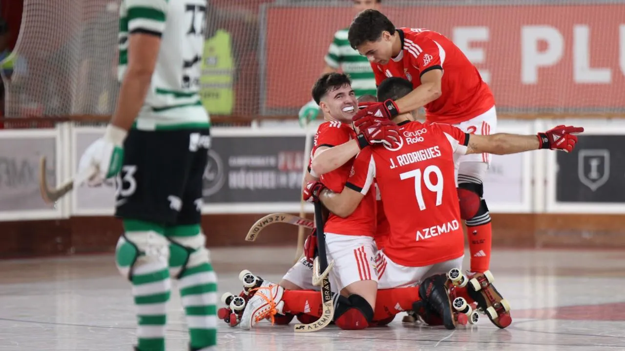 Benfica Conquista Título Nacional de Hóquei em Vitória sobre o Sporting - Terceiro Anel