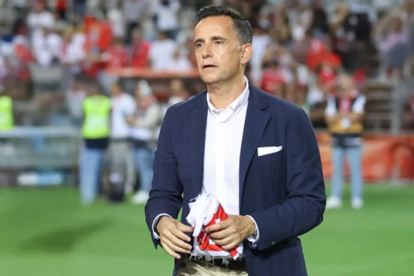 Pavlidis Confirmado no Benfica: Mário Branco Esclarece Situação e Aborda Situação com o Fenerbahçe - Terceiro Anel