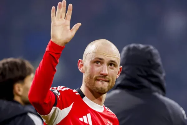 Aursnes: O Maestro Silencioso do Benfica - Terceiro Anel